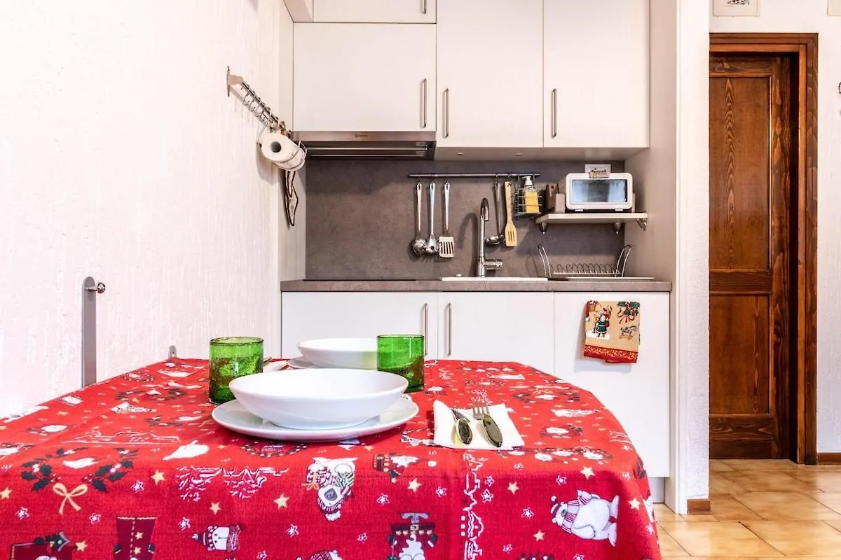 Apartment Aprica Tiny Flat A 5 Minuti Dalle Piste